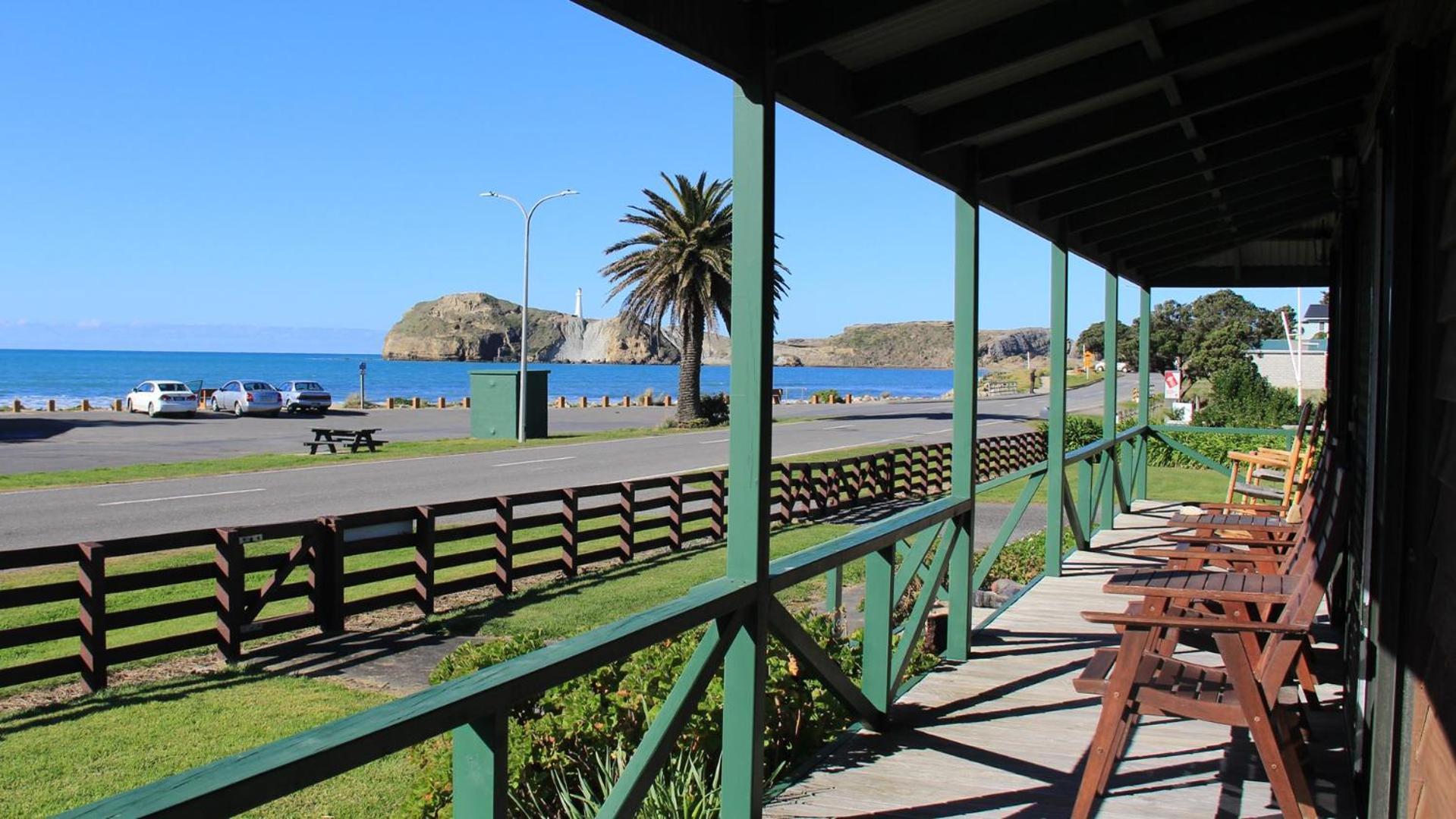 Castlepoint Holiday Park & Motels ภายนอก รูปภาพ