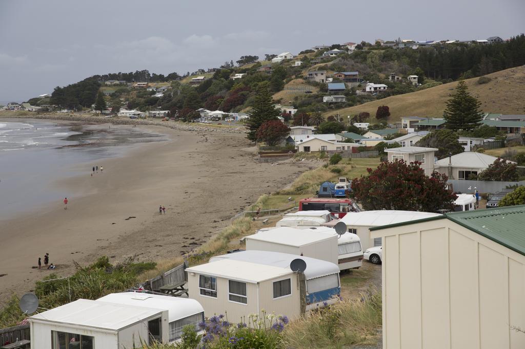 Castlepoint Holiday Park & Motels ภายนอก รูปภาพ
